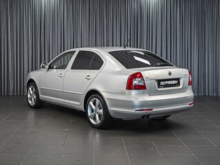 2011 Skoda Octavia II (A5) Рестайлинг, серебристый, 1059000 рублей, вид 2