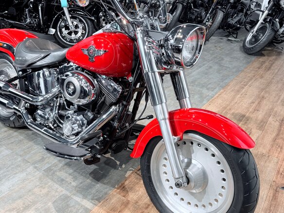 2010 Harley-Davidson Fat Boy, красный, 1099000 рублей - вид 10
