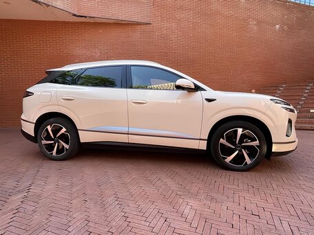 2025 BYD Sea Lion 06 DM-i 26.6 kWh, белый, 4050000 рублей, вид 4