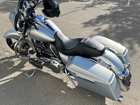 2014 Harley-Davidson Street Glide, серебристый, 1202202 рублей, вид 5