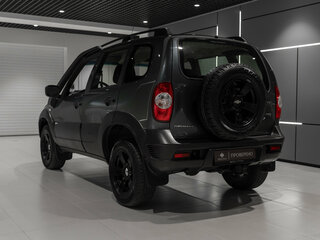 2016 Chevrolet Niva I Рестайлинг, серый, 730000 рублей, вид 4
