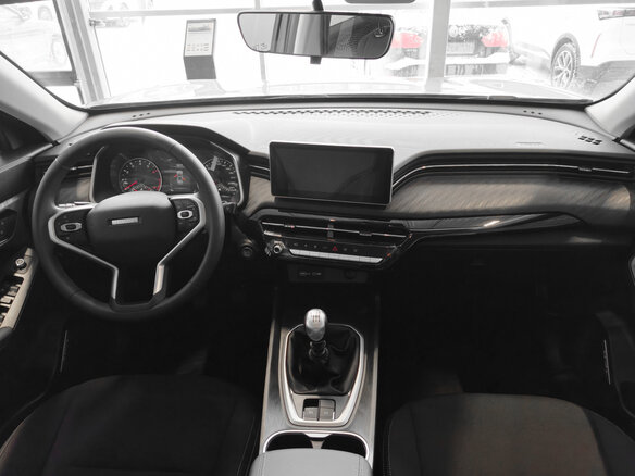 2026 Haval Jolion I Рестайлинг 2, серый, 2029000 рублей - вид 8