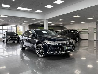 2015 Toyota Camry VII (XV50) Рестайлинг, чёрный, 1950000 рублей, вид 5