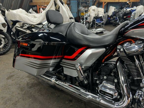 2018 Harley-Davidson Street Glide, серебристый, 1740000 рублей - вид 33