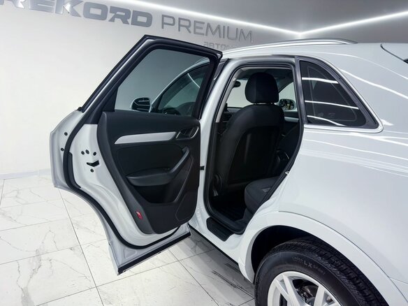 2015 Audi Q3 I (8U) Рестайлинг, белый, 1899000 рублей - вид 18