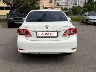 2012 Toyota Corolla X (E140, E150) Рестайлинг, белый, 720000 рублей, вид 3