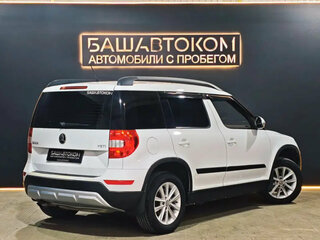 2016 Skoda Yeti I Рестайлинг, белый, 1030000 рублей, вид 4