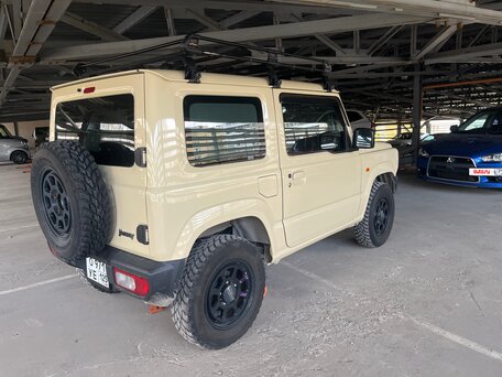 2019 Suzuki Jimny Kei car IV, бежевый, 1600000 рублей, вид 5