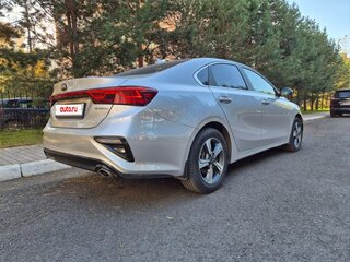 2020 Kia Cerato IV, серебристый, 1950000 рублей, вид 3