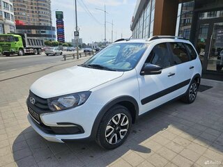 2026 Lada (ВАЗ) Granta Cross I Рестайлинг, белый, 1226000 рублей, вид 1