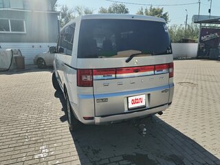 2008 Mitsubishi Delica D:5 I, белый, 1900000 рублей, вид 5