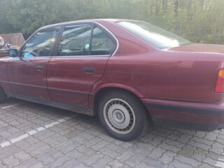 1991 BMW 5 серии 520i III (E34), пурпурный, 180000 рублей, вид 3