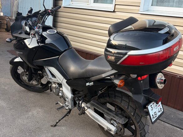 2004 Suzuki V-Strom DL 650, чёрный, 365000 рублей - вид 4