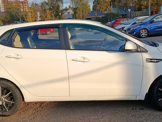 2015 Kia Rio III, белый, 810000 рублей, вид 3