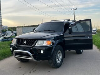 2002 Mitsubishi Montero Sport I, чёрный, 530000 рублей, вид 3