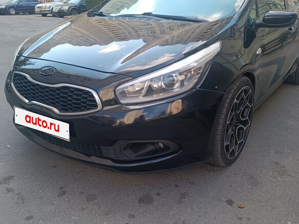2012 Kia Ceed II, чёрный, 860000 рублей - вид 2