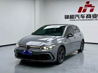 2023 Volkswagen Golf VIII, серый, 1950000 рублей, вид 2