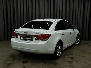 2012 Chevrolet Cruze I, белый, 559888 рублей, вид 3