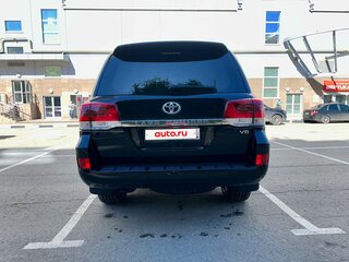 2016 Toyota Land Cruiser 200 Series Рестайлинг 2, чёрный, 6300000 рублей, вид 5