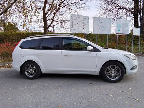 2010 Ford Focus II Рестайлинг, белый, 665000 рублей - вид 8
