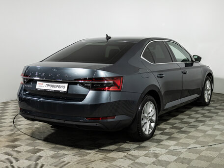 2020 Skoda Superb III Рестайлинг, серый, 2726777 рублей, вид 5