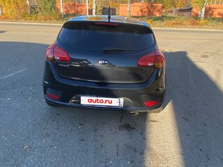 2015 Kia Ceed II Рестайлинг, чёрный, 900000 рублей, вид 3