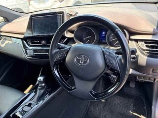 2017 Toyota C-HR I, чёрный, 1430000 рублей, вид 3