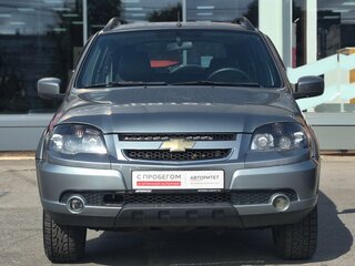 2016 Chevrolet Niva I Рестайлинг, серебристый, 619000 рублей, вид 3