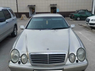 2000 Mercedes-Benz CLK-Класс 230 I (W208) Рестайлинг, белый, 400000 рублей, вид 1