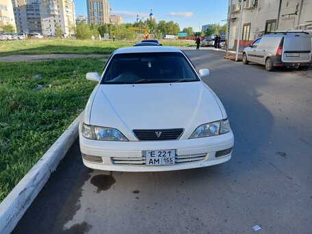 1996 Toyota Vista IV (V40), белый, 269000 рублей, вид 1