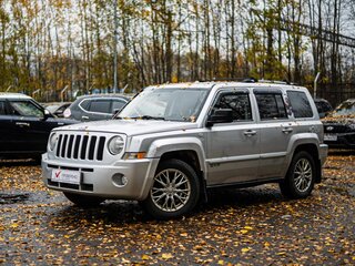 2010 Jeep Liberty (Patriot), серебристый, 510000 рублей, вид 1