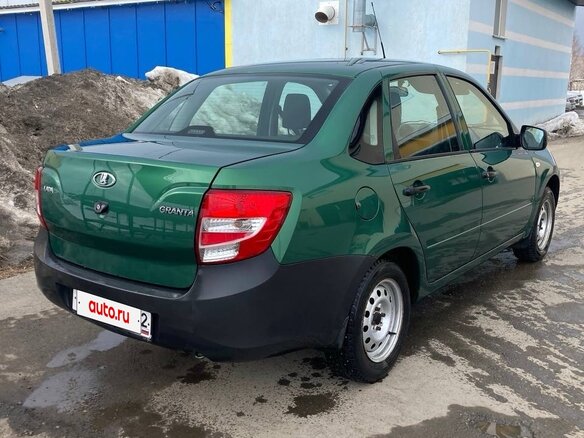 2017 Lada (ВАЗ) Granta I, серебристый, 275000 рублей - вид 2
