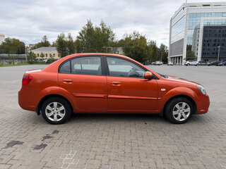 2010 Kia Rio II Рестайлинг, оранжевый, 440000 рублей, вид 5