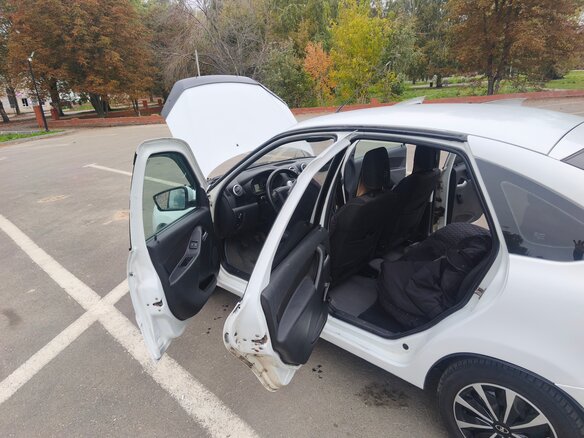 2014 Lada (ВАЗ) Granta I, белый, 340000 рублей - вид 11