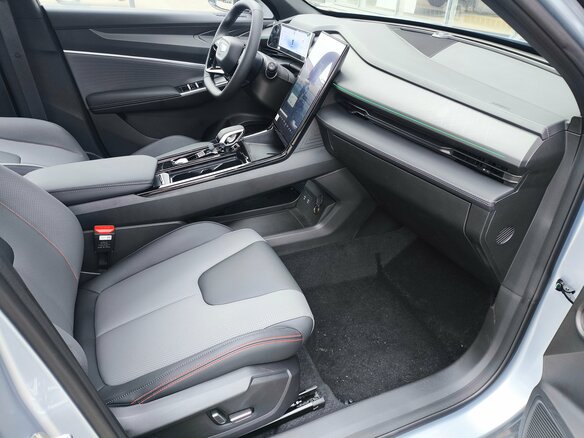 2026 Geely Cityray, голубой, 3344990 рублей - вид 9