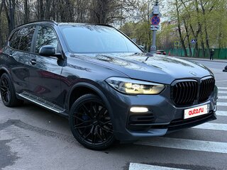 2018 BMW X5 30d IV (G05/G18), серый, 5800000 рублей, вид 3