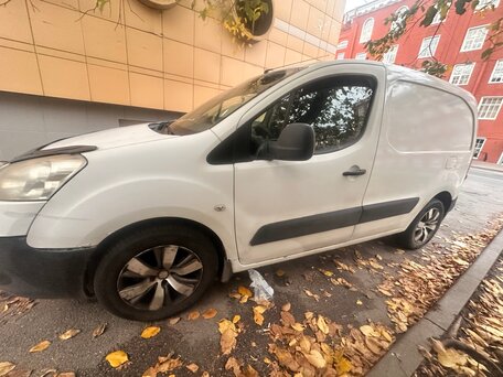 2012 Peugeot Partner II Рестайлинг, белый, 399999 рублей, вид 5
