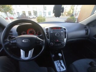 2011 Kia Ceed I Рестайлинг, белый, 680000 рублей, вид 3