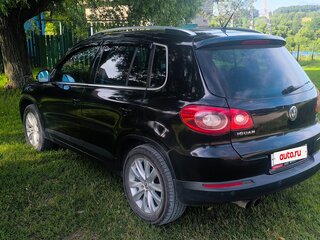 2008 Volkswagen Tiguan I, чёрный, 900000 рублей, вид 3