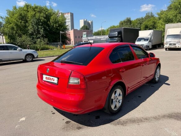 2012 Skoda Octavia II (A5) Рестайлинг, красный - вид 3