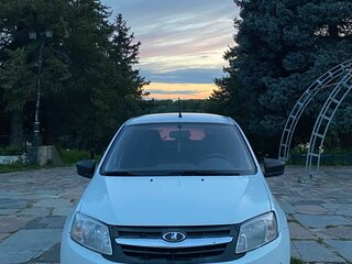 2015 Lada (ВАЗ) Granta I, белый, 295000 рублей, вид 1