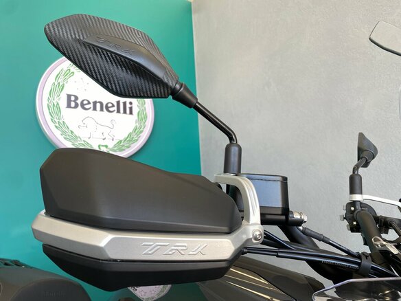 2025 Benelli TRK 502, серый, 569000 рублей - вид 10