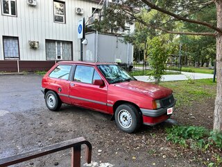 1989 Opel Corsa i A, красный, 150000 рублей, вид 1