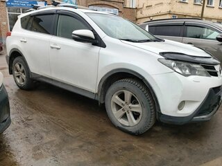 2014 Toyota RAV4 IV (XA40), белый, 1800000 рублей, вид 4