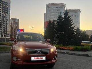 2011 Toyota RAV4 III (XA30) Рестайлинг, красный, 1650000 рублей, вид 1