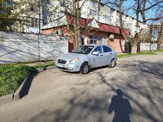 2007 Hyundai Verna II, серебристый, 430000 рублей, вид 1