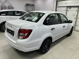 2026 Lada (ВАЗ) Granta I Рестайлинг, белый, 916600 рублей, вид 3