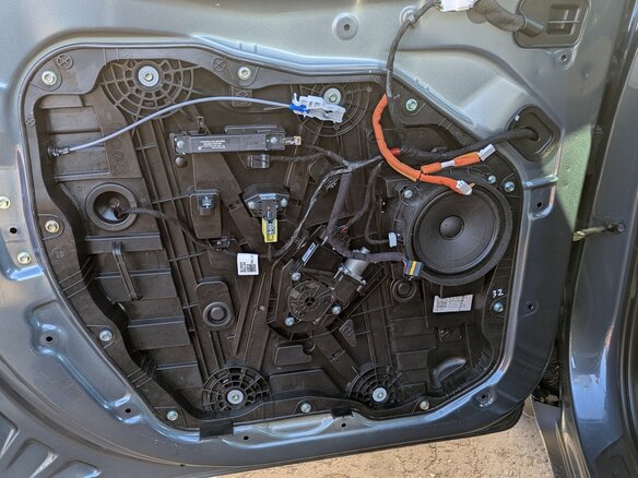 2020 Kia Carnival IV, серый, 3950000 рублей - вид 11