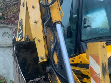 2004 JCB 4CX, 5500000 рублей, вид 3