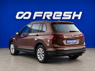 2020 Volkswagen Tiguan II Рестайлинг, коричневый, 2849077 рублей, вид 2